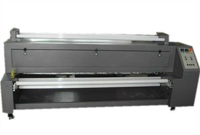 Cyfrowa maszyna do sublimacji o szerokości 1,8 m, aby uzyskać kolorowy obraz