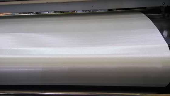 Cyfrowa drukarka tekstylna o wysokiej rozdzielczości 3,2 m do drukowania różnych kolorów tkaniny poliestrowej