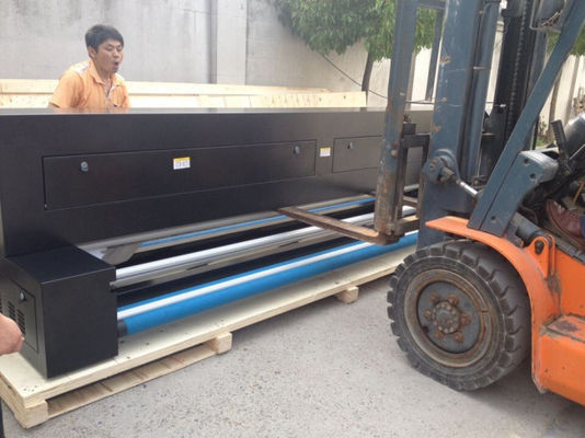 Duży format Muticolor Roll to Roll Cyfrowy podgrzewacz tekstylny Praca z drukarką