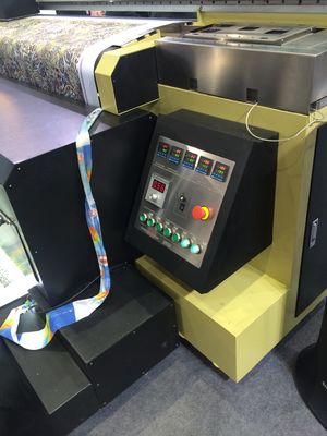 Maszyna do druku sublimacyjnego z 4 głowicami Epson DX7 do różnych flag