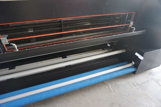 Automatyczna prasa do dużych sublimacji ciepła współpracuje z drukarkami piezoelektrycznymi