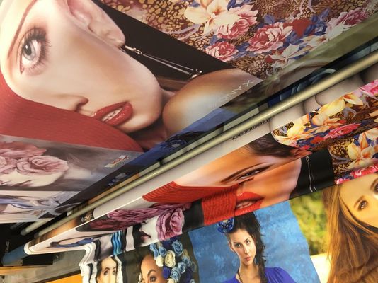 Cmyk Inkjet Textile Printing Machine Niskie zużycie materiałów do produkcji pudełek