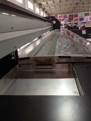 Poliestrowa cyfrowa automatyczna maszyna drukarska / maszyna do drukowania tkanin